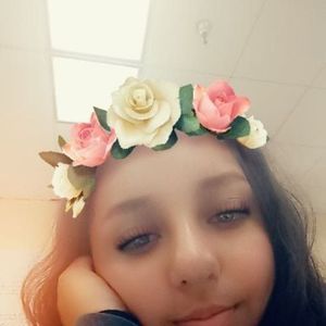 Meet your Posher, Valeria